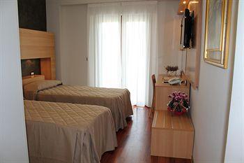 Alessandra Hotel